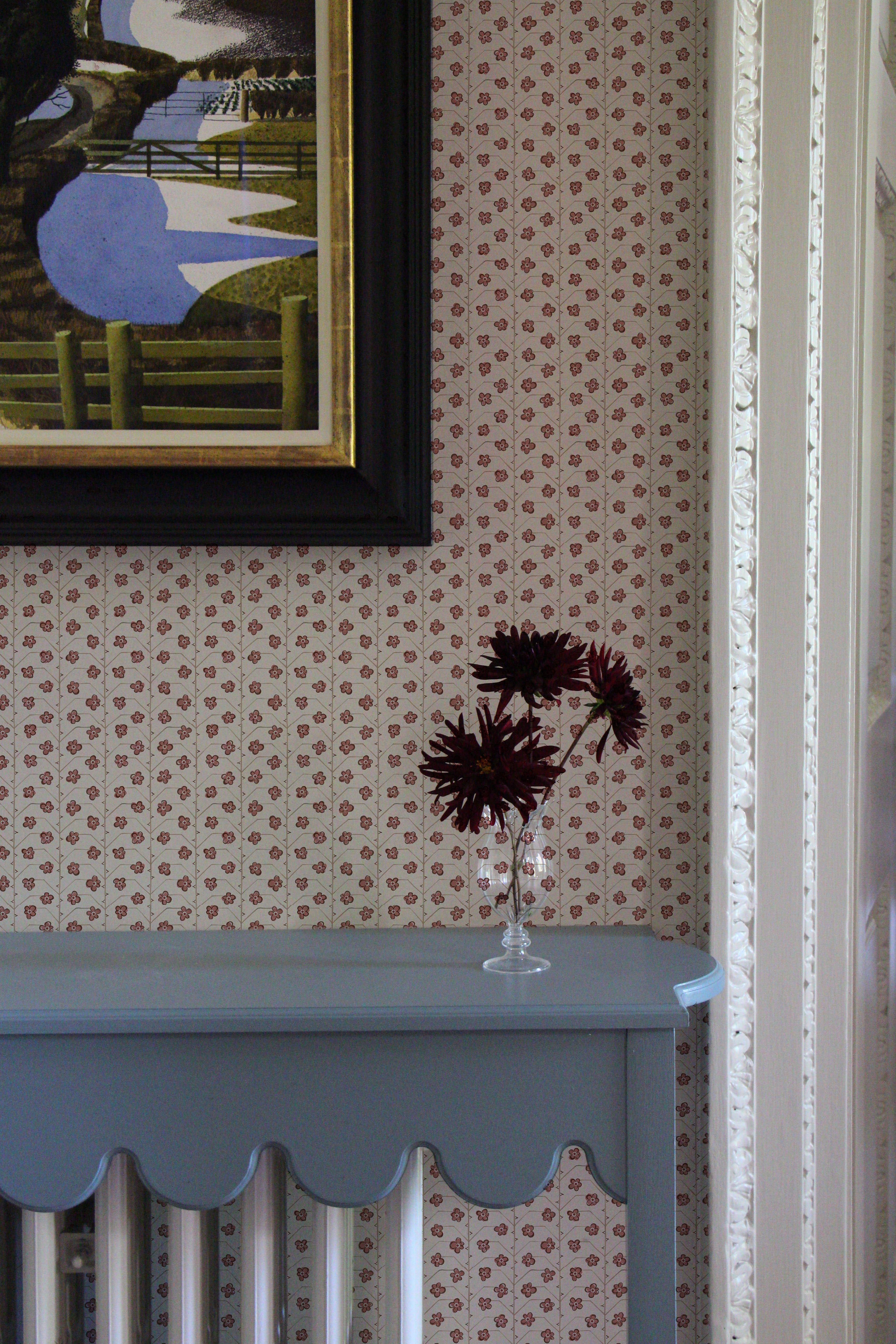 DINKY WALLPAPER // apple red