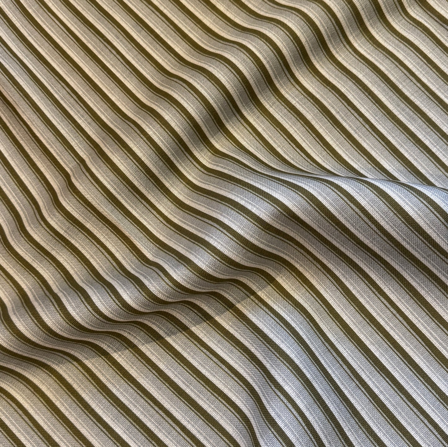 MODERN TICKING // celadon