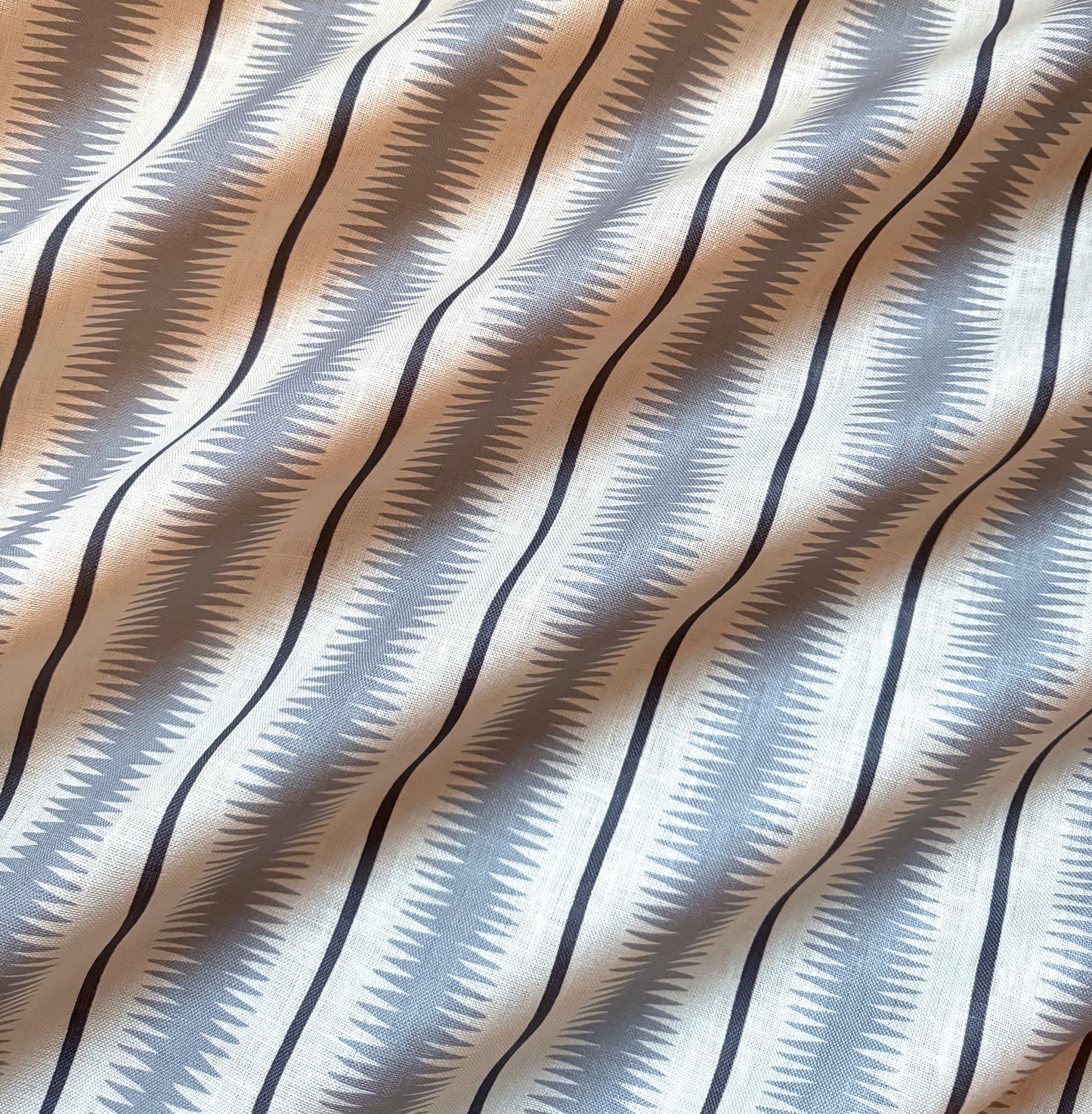 SQUIGGLE // pacific