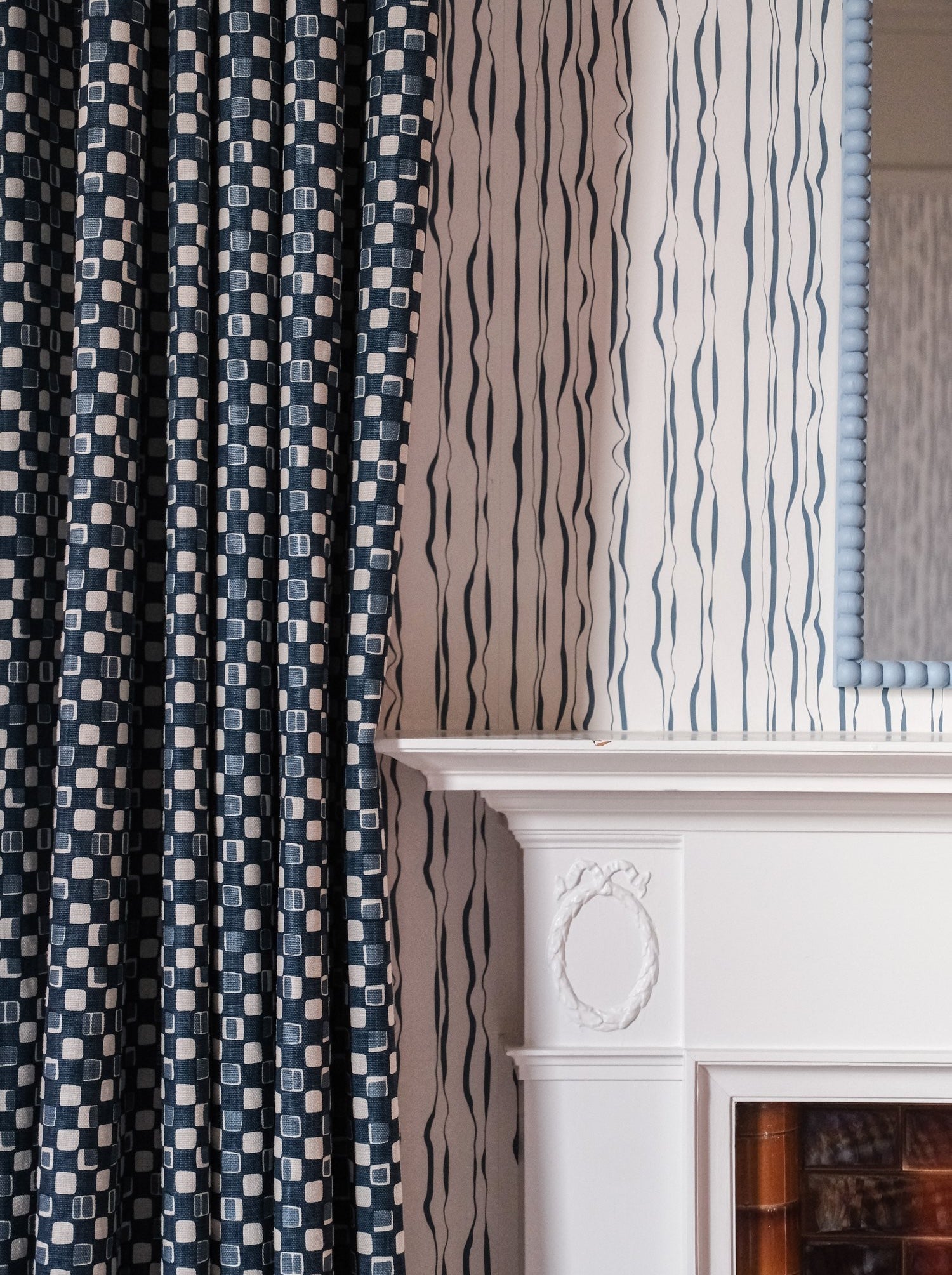 INDIAN INK WALLPAPER // stone blue