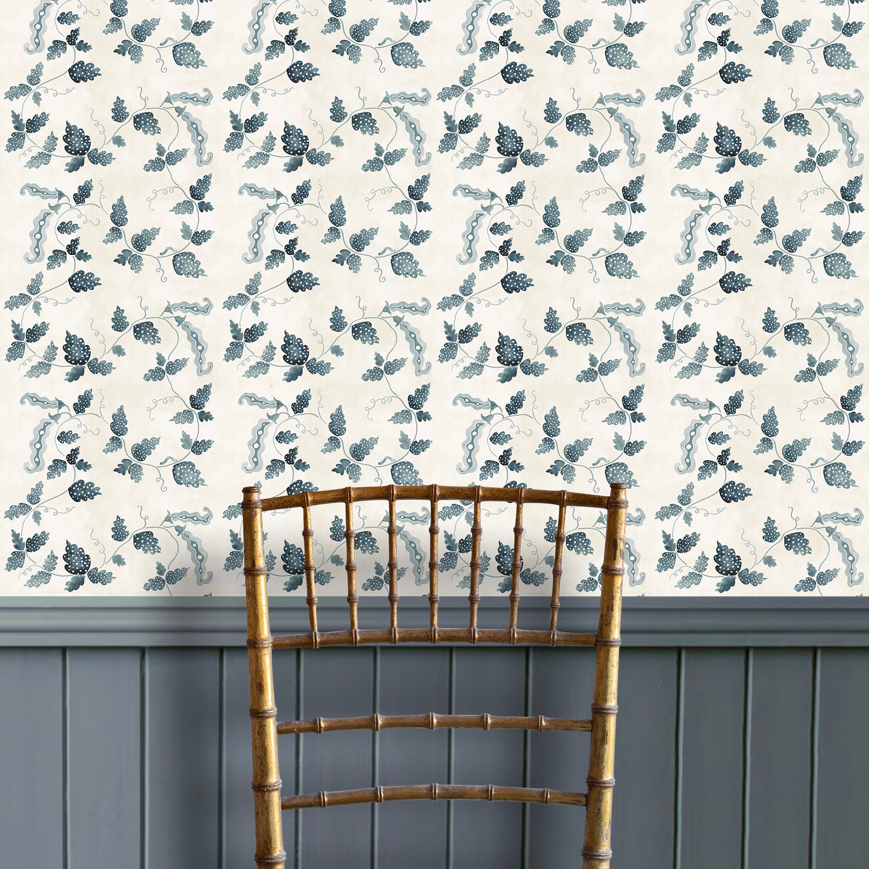 SWEETEST PEA WALLPAPER // indigo